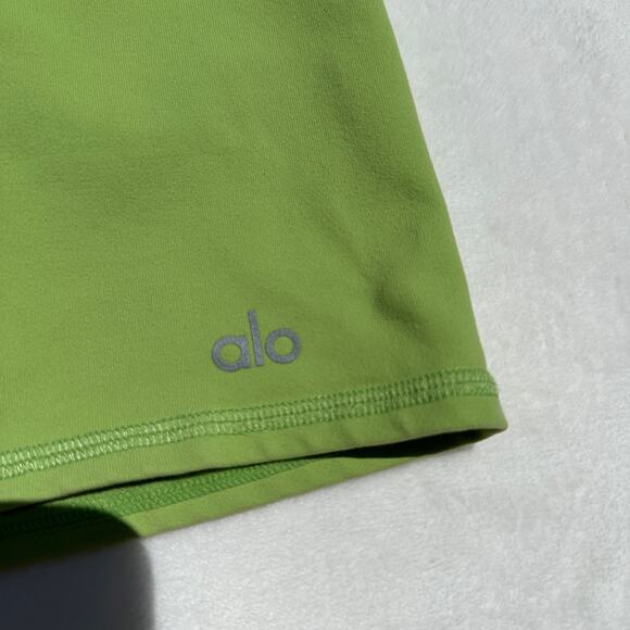 Alo Airbrush High-Waist Biker Short 7" Green Apple Size Small As Seen On - Picture 4 of 11